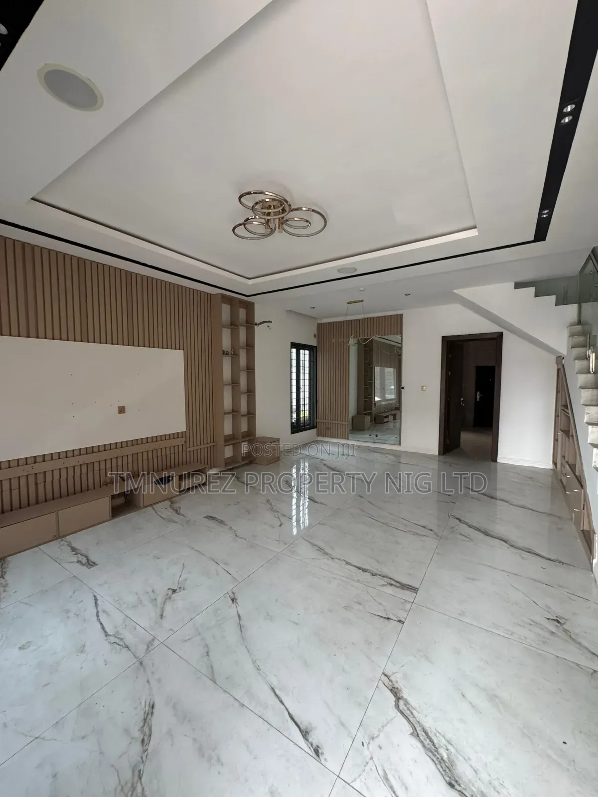4bdrm Duplex in Ologolo Estate for rent in Ologolo