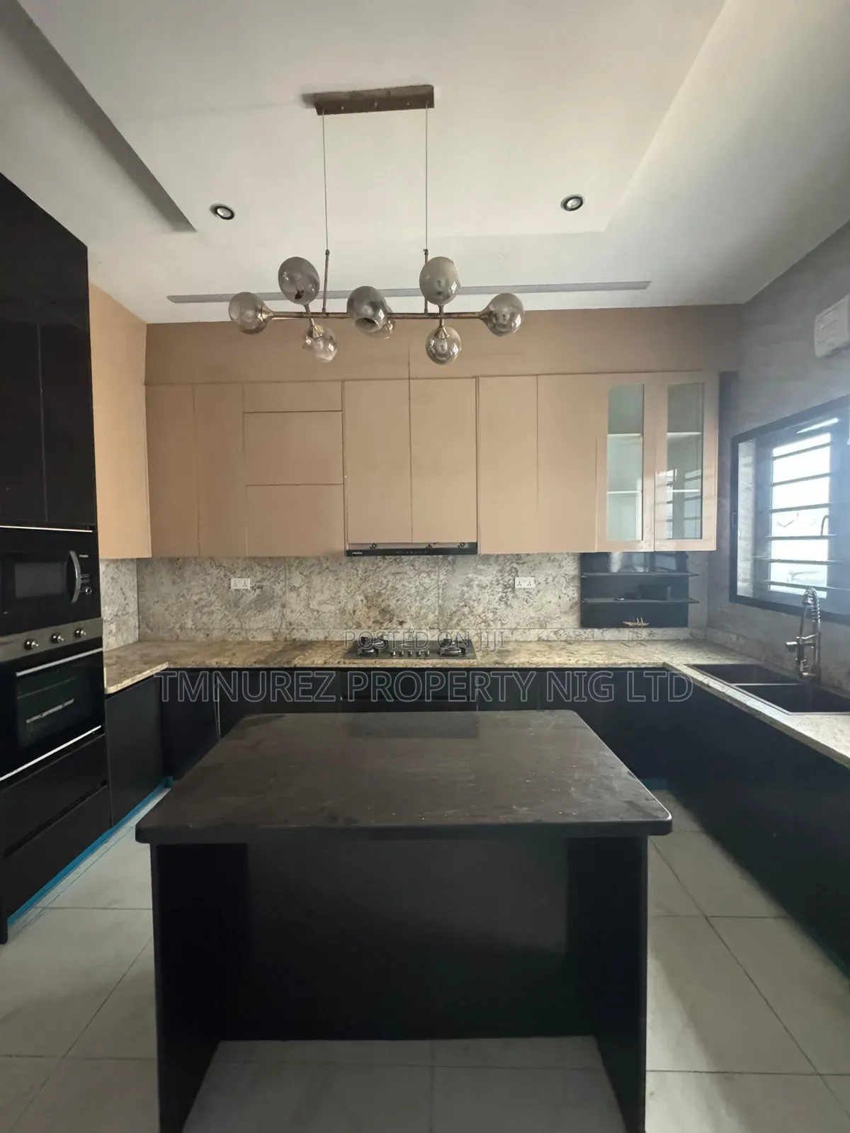 4bdrm Duplex in Ologolo Estate for rent in Ologolo