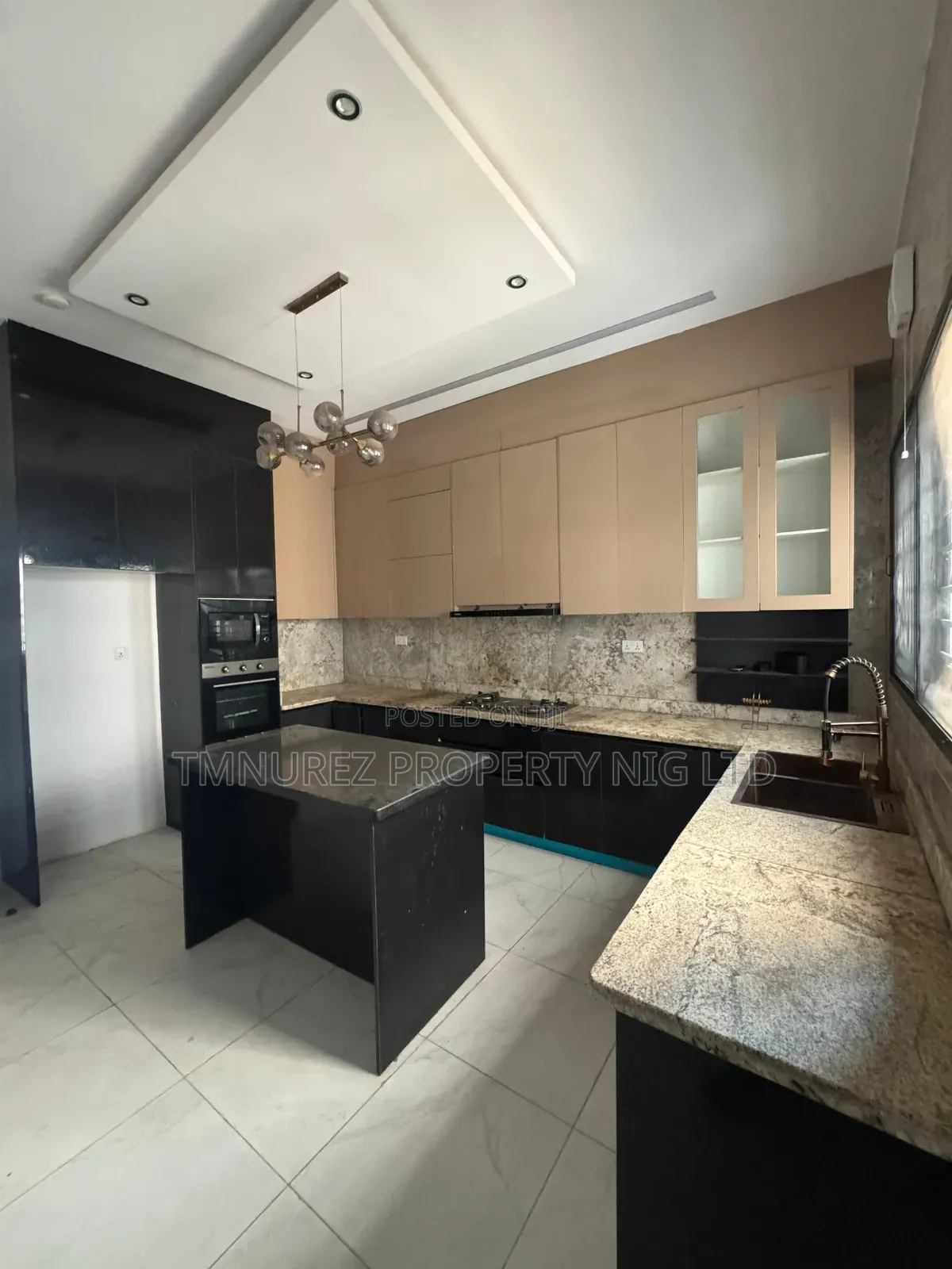 4bdrm Duplex in Ologolo Estate for rent in Ologolo