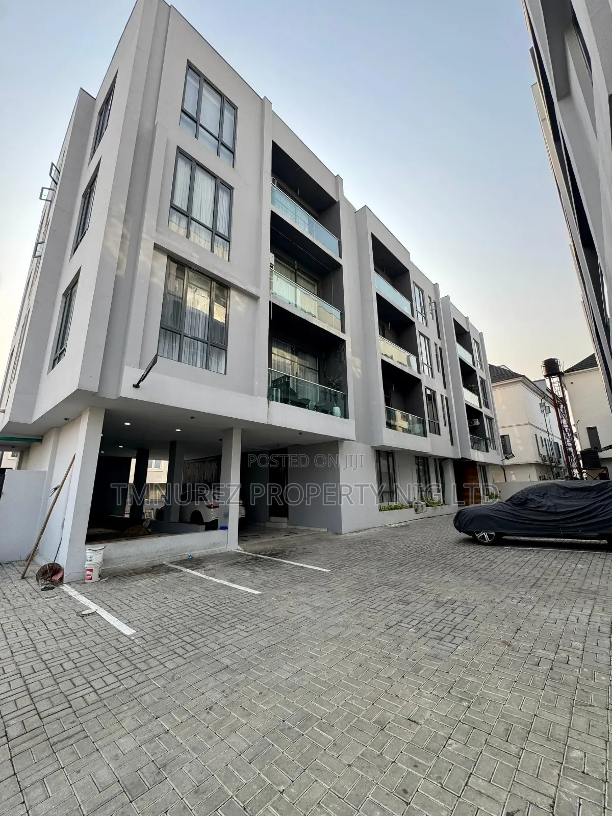 2bdrm Apartment in Chevron for rent in Chevron