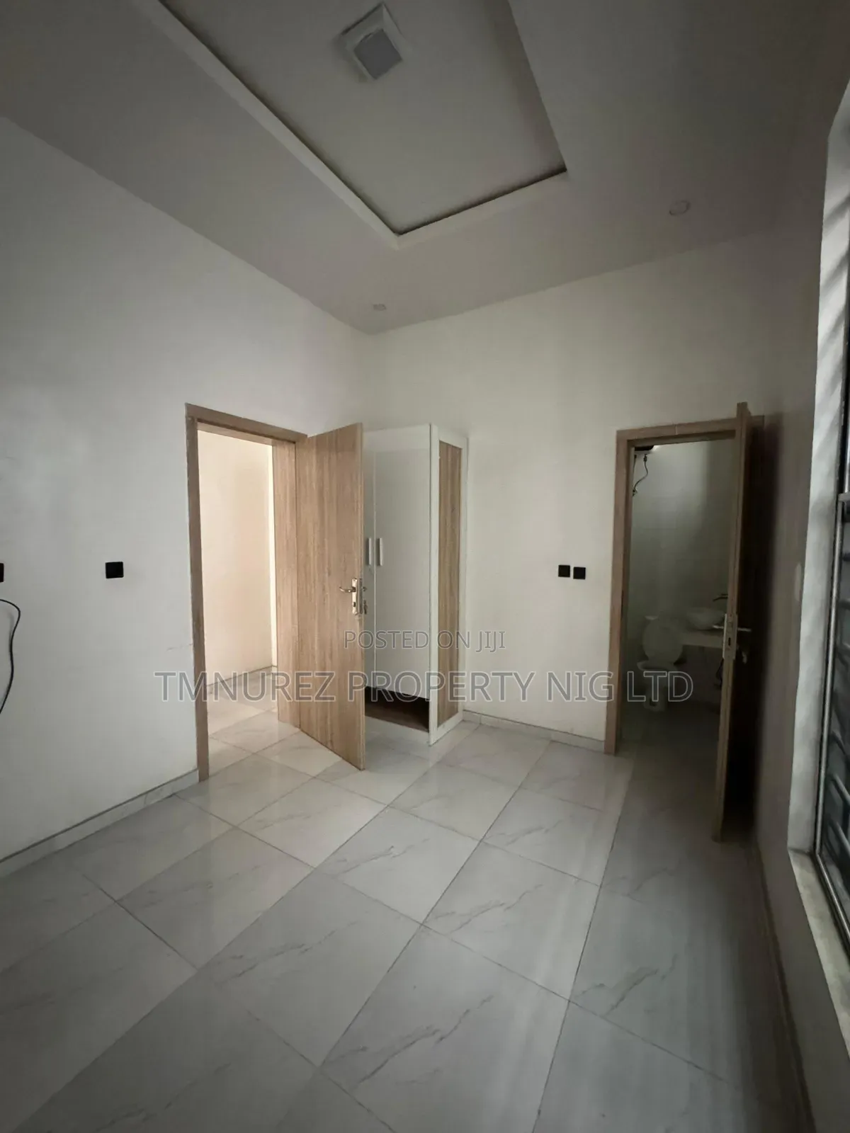 4bdrm Duplex in Chevron for rent in Chevron
