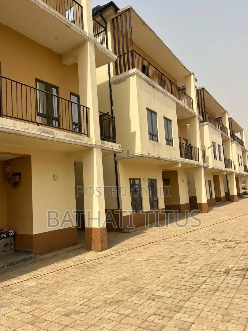 4bdrm Duplex in Mbora for rent in Mbora