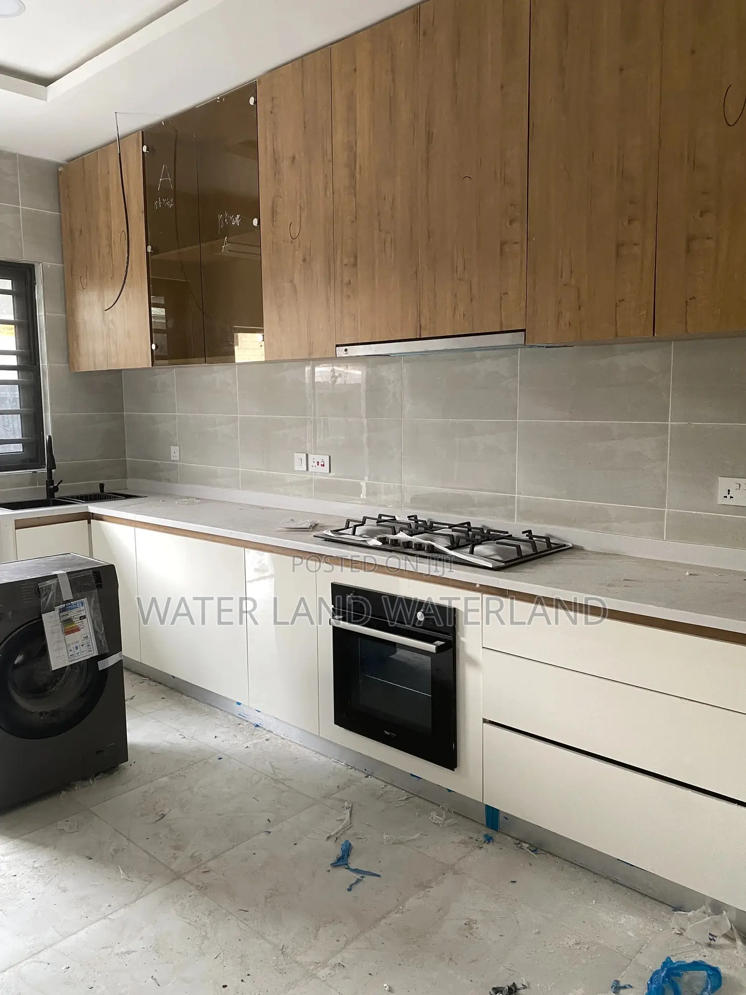 4bdrm Maisonette in Victoria Island Extension for sale in Victoria Island Extension