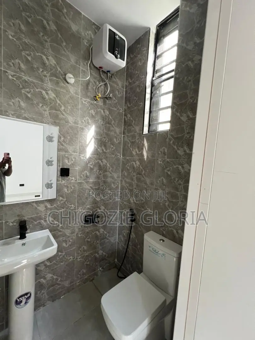 Furnished 2bdrm Apartment in Ologolo for sale in Ologolo