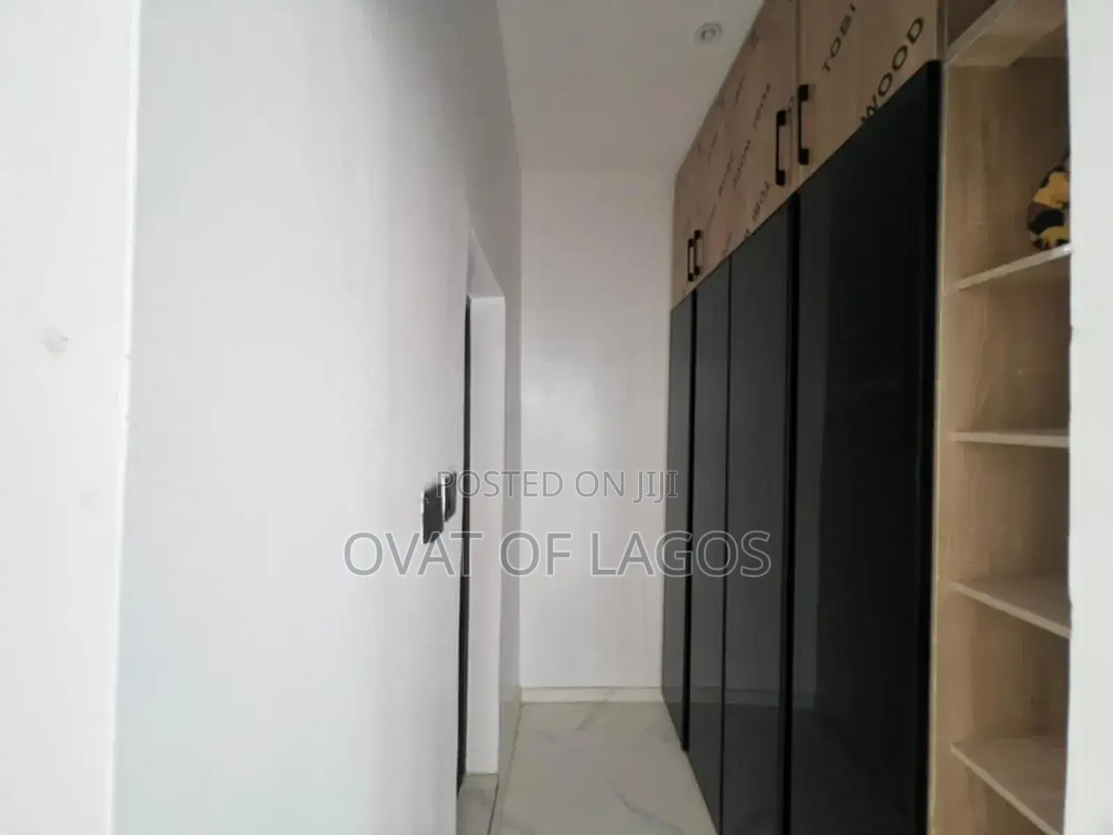4bdrm Duplex in Ikota for sale in Ikota