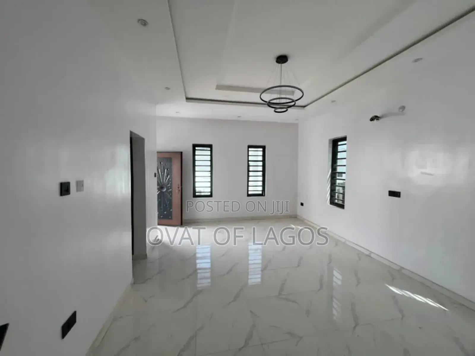 4bdrm Duplex in Ikota for sale in Ikota