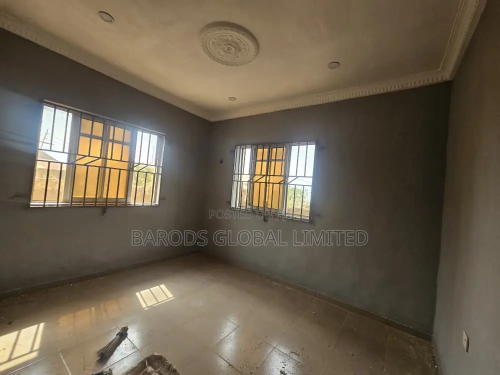 2bdrm Bungalow in Olokuta, Idi-Aba, Abeokuta South for sale in Abeokuta South