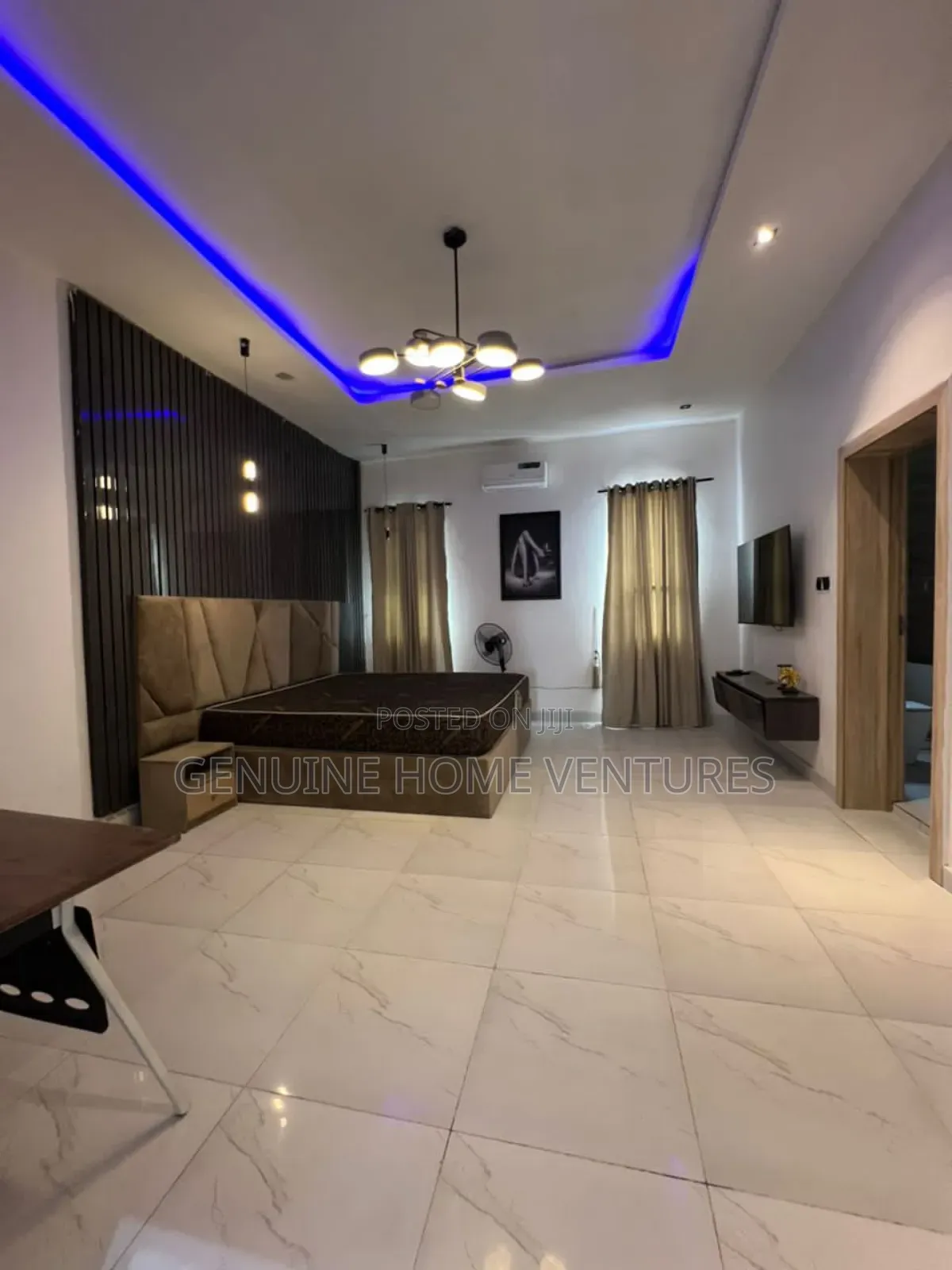 Furnished 4bdrm Duplex in Orchid, Chevron for sale in Chevron