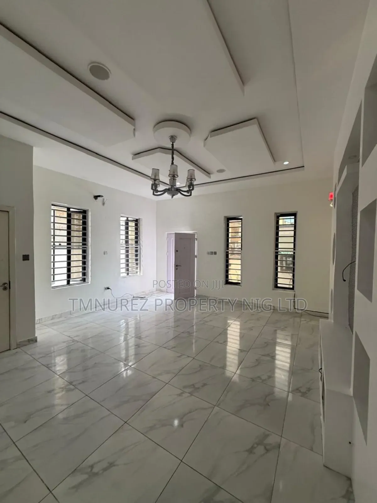Studio Apartment in Lekki Conservation, Chevron for rent in Chevron
