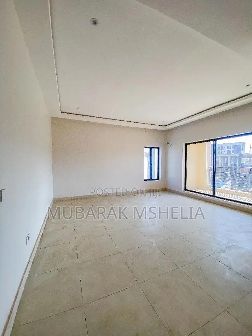 6bdrm Duplex in Jahi for sale in Jahi