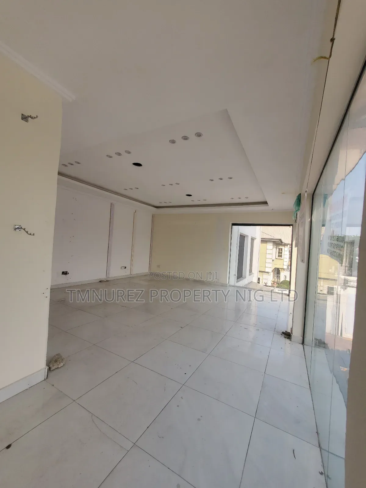 Showroom Open Space for Rent Lekki Phase1 in Lekki Phase 1
