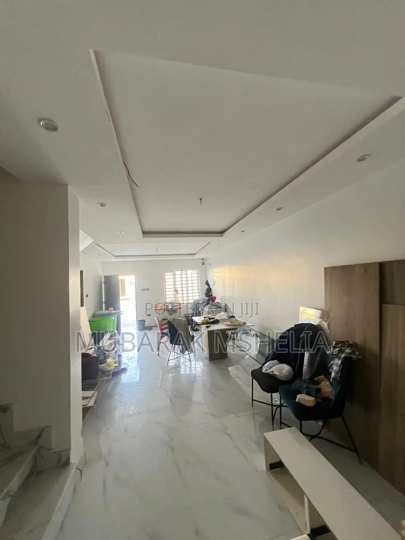 4bdrm Duplex in Guzape District for sale in Guzape District