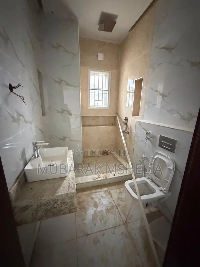 4bdrm Duplex in Guzape District for sale in Guzape District