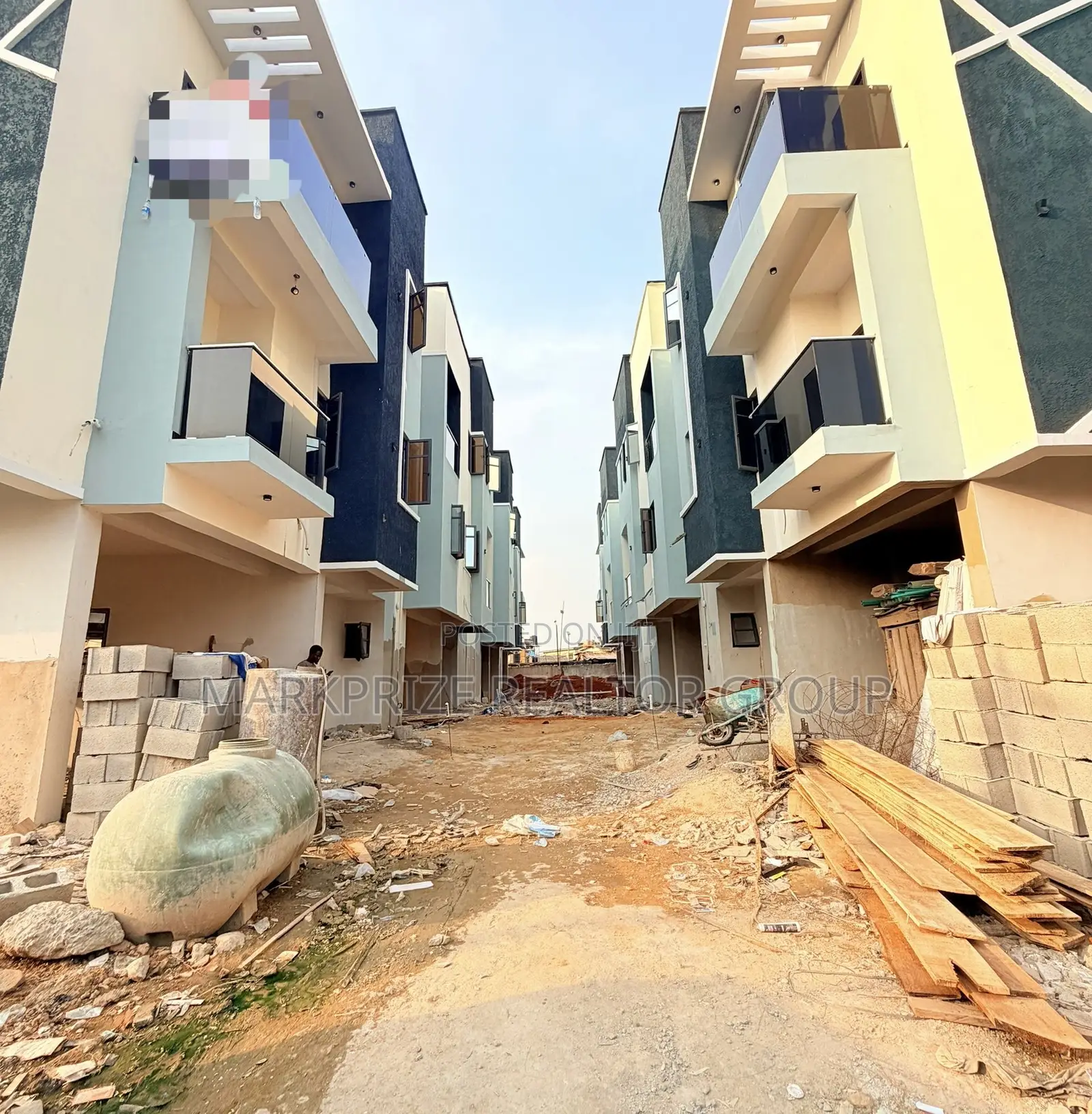 4bdrm Duplex in Oregun Ikeja Lagos for sale in Ikeja