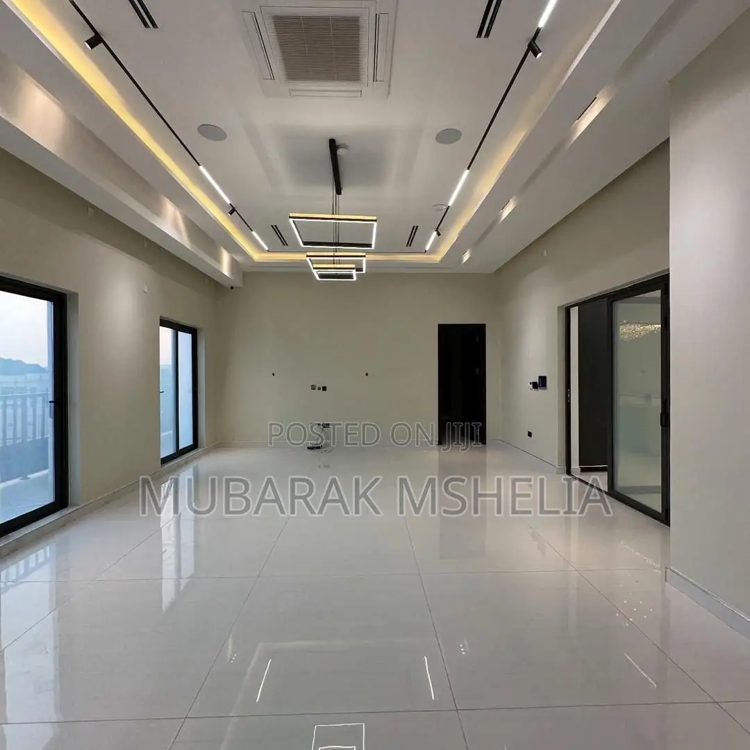 4bdrm Duplex in Wuye for sale in Wuye