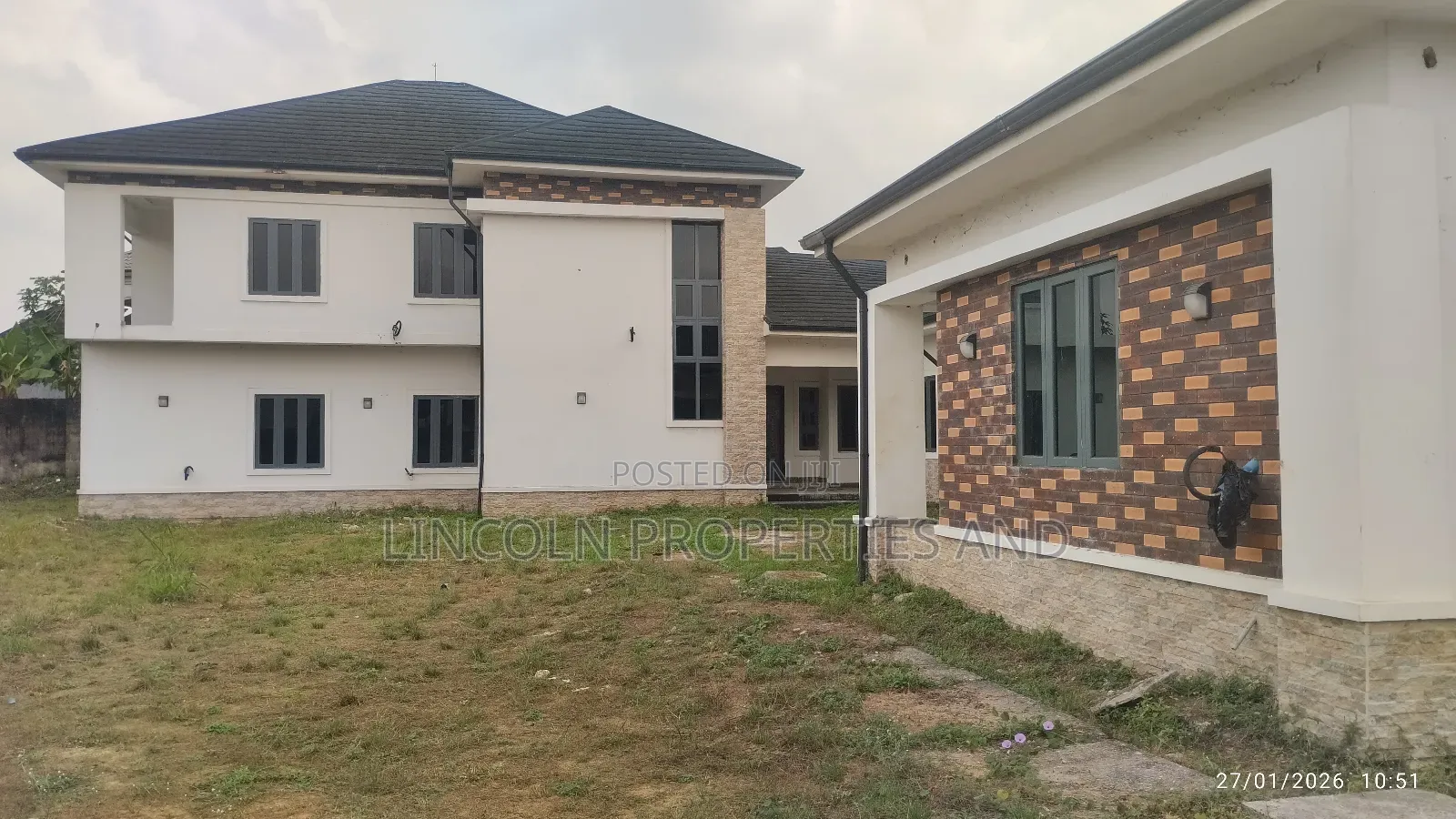 7bdrm Mansion in Prestigious Shelter for rent in Uyo