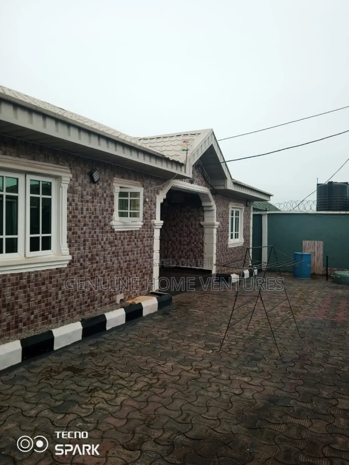 6bdrm Bungalow in Ifo for sale in Ifo