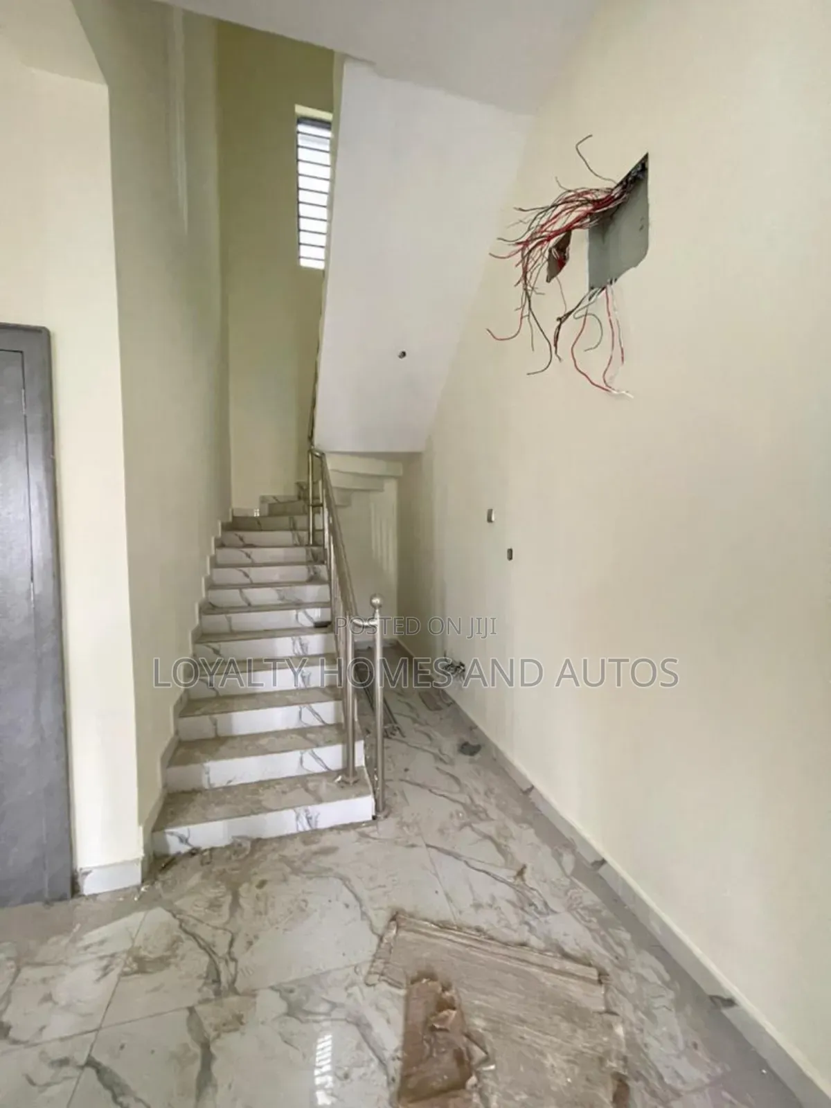 5bdrm Duplex in Omole Phase 1 for sale in Omole Phase 1