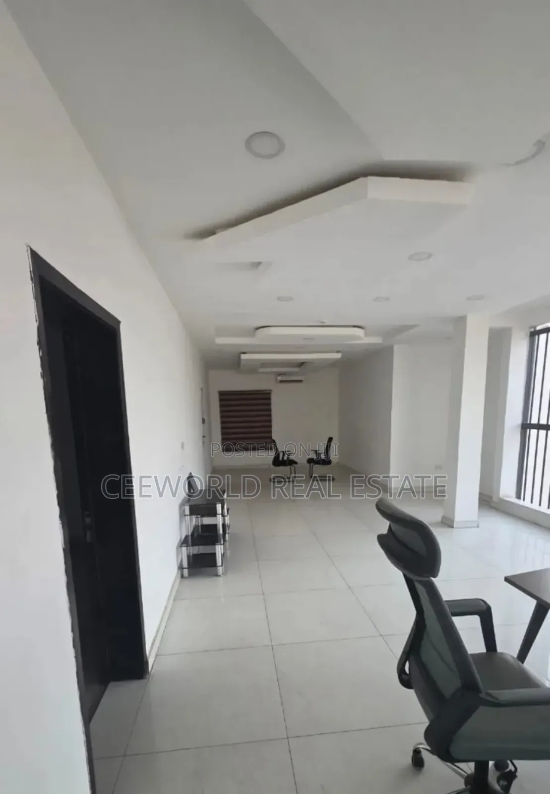 A Pharmaceutical Company With: Offices Space 15000sqm in Alakia