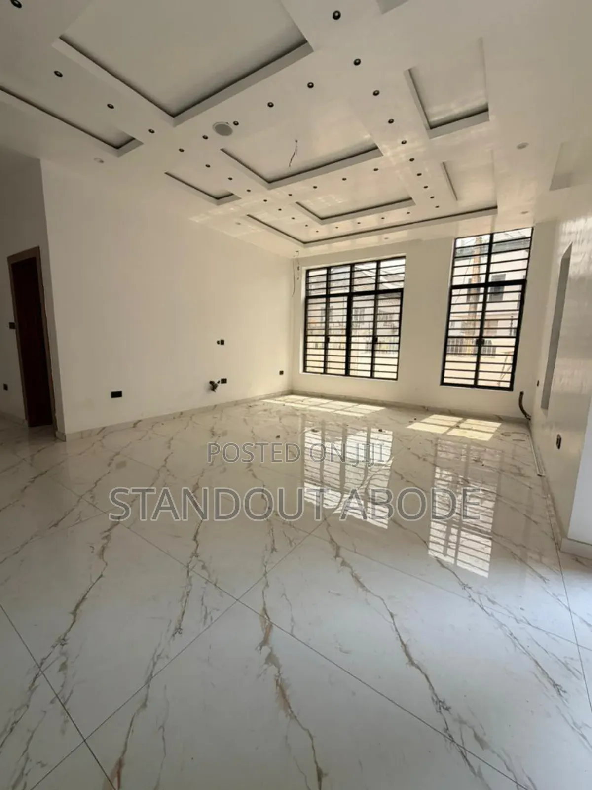5bdrm Duplex in In A Secured Estate, Isheri North for sale in Isheri North