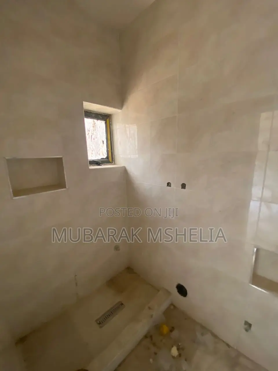 3bdrm Block of Flats in Wuye for sale in Wuye