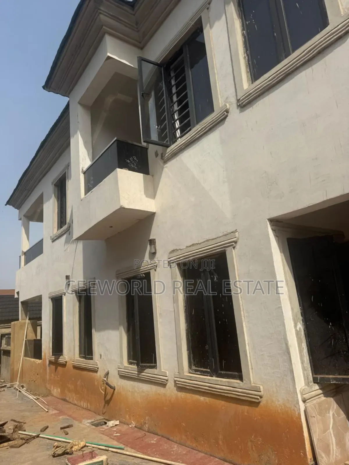 3bdrm Duplex in Npg Omolayo Estate, Akobo for rent in Akobo