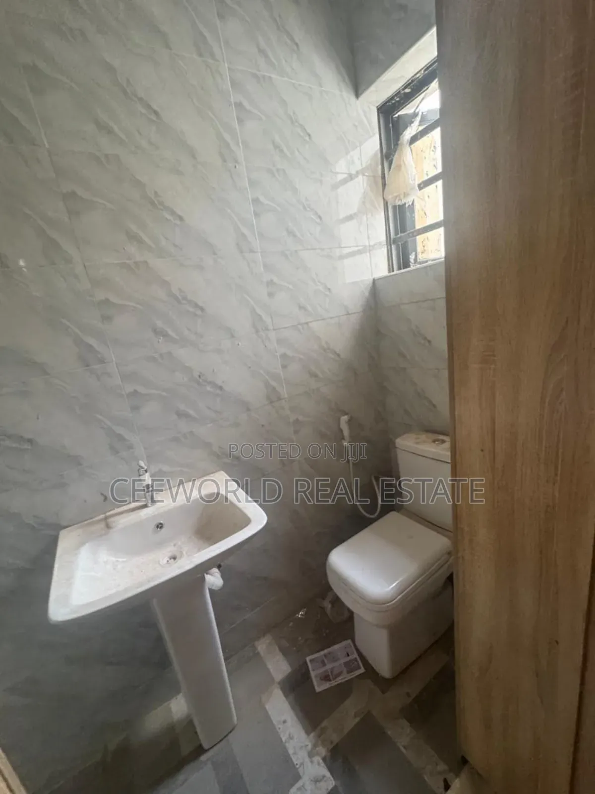 3bdrm Duplex in Npg Omolayo Estate, Akobo for rent in Akobo