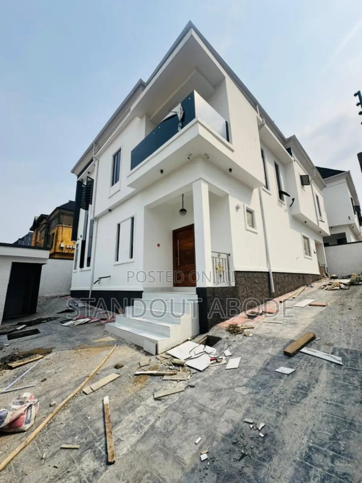 6bdrm Duplex in In A Secured Loca, Ojodu for sale in Ojodu