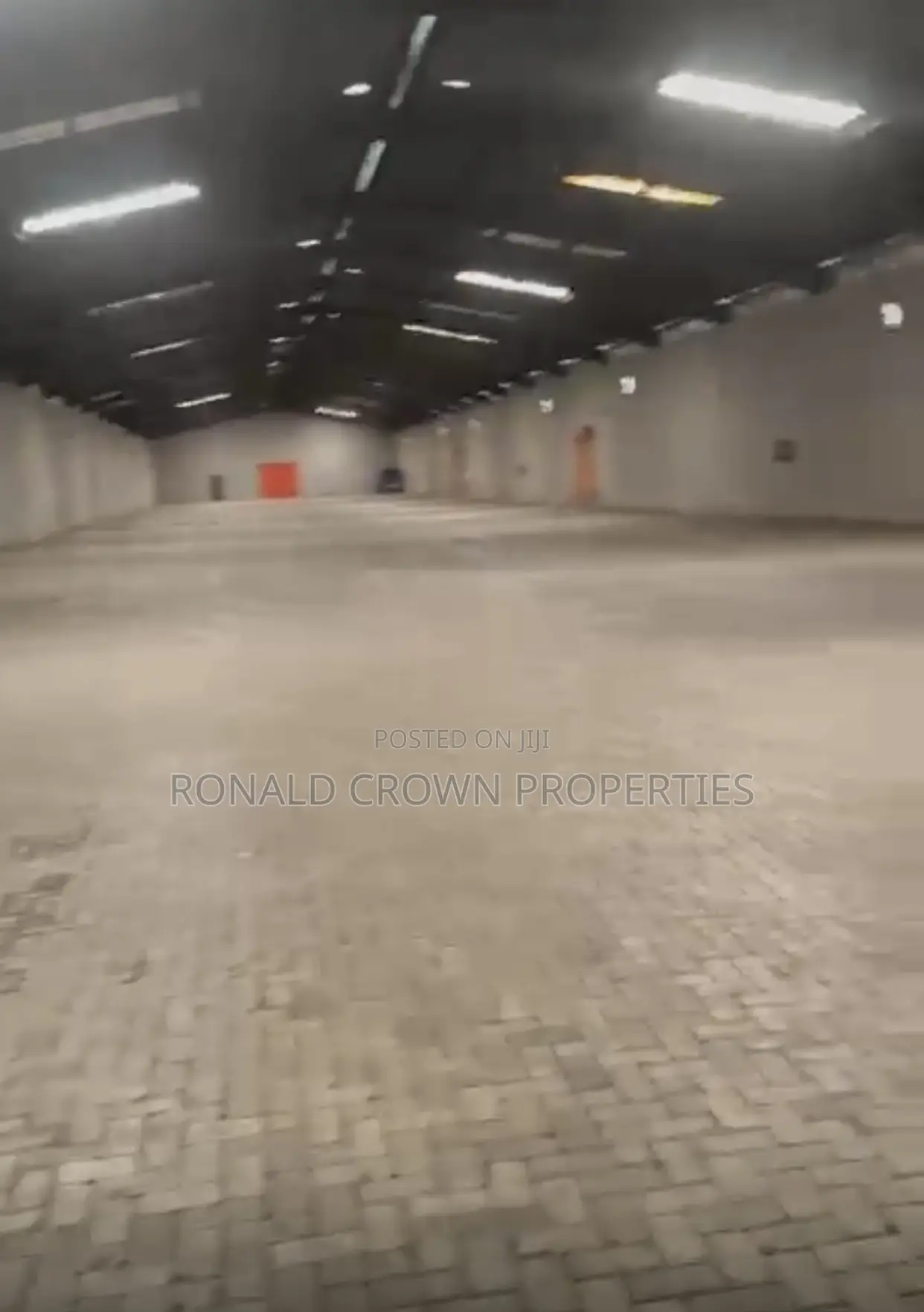 Well Structure Self Compound 2500sqm for Lease Along Oshodi Apapa Ex in Iyana Isolo