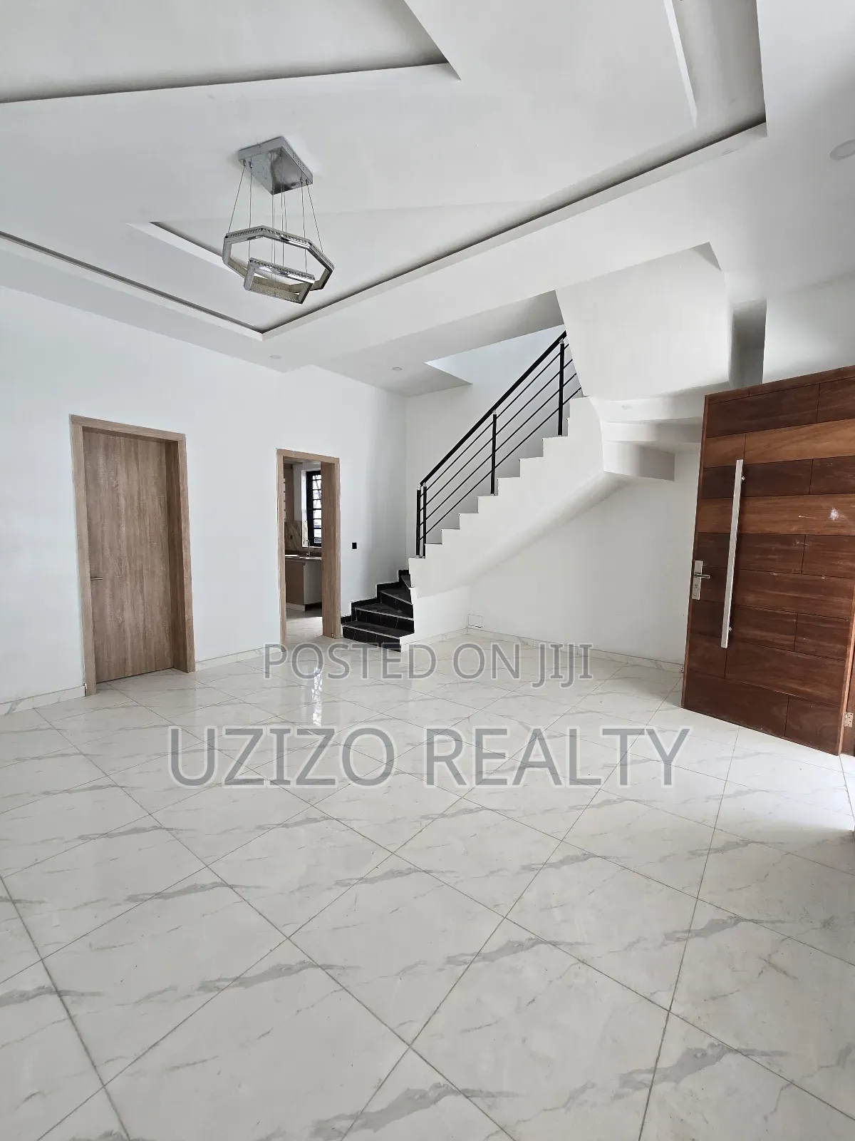 4bdrm Townhouse/Terrace in Ikota for Sale in Ikota