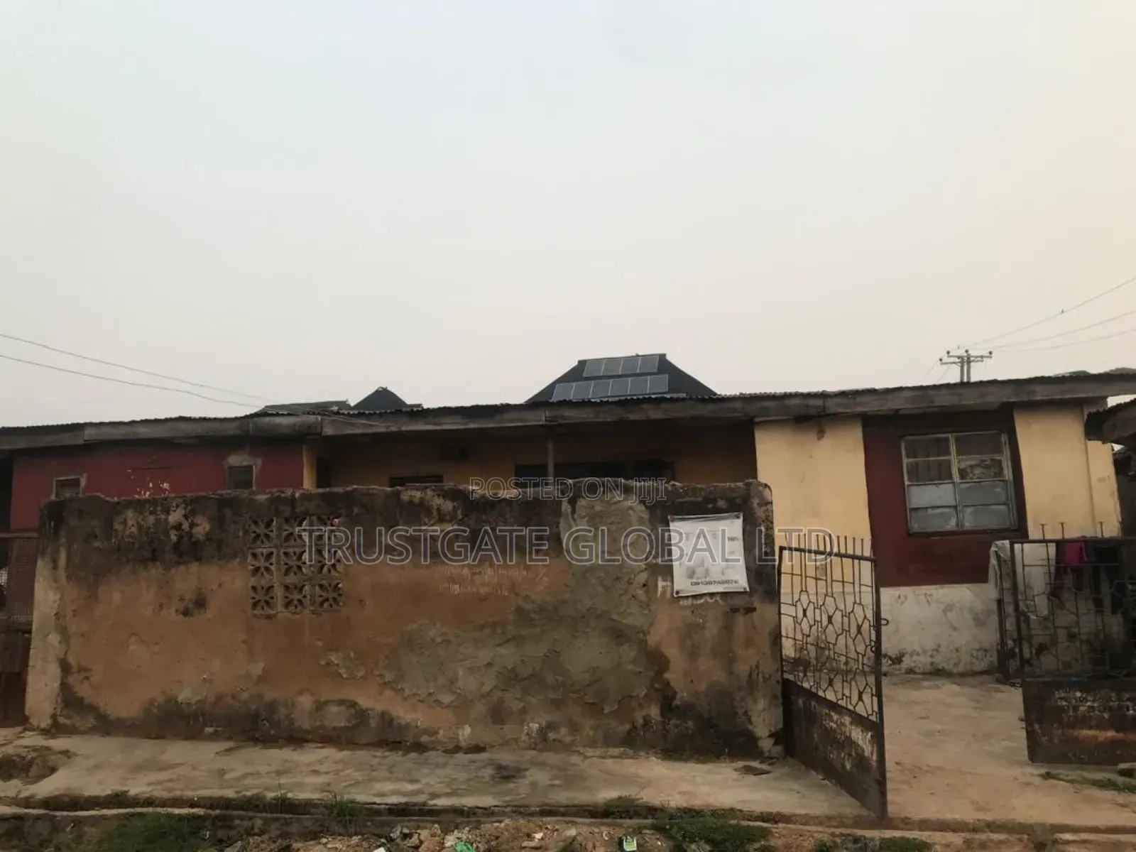 15bdrm Bungalow in Ibadan for sale in Ibadan