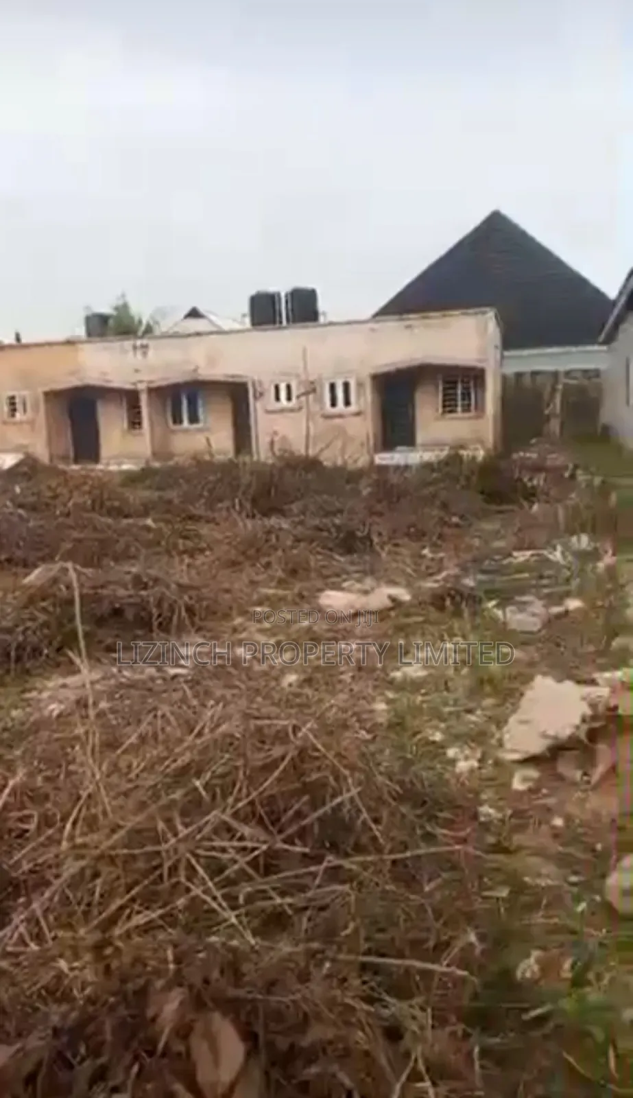 100ft by 100ft Land for Sale With 4flat at Okhoromi Airport Road in Benin City