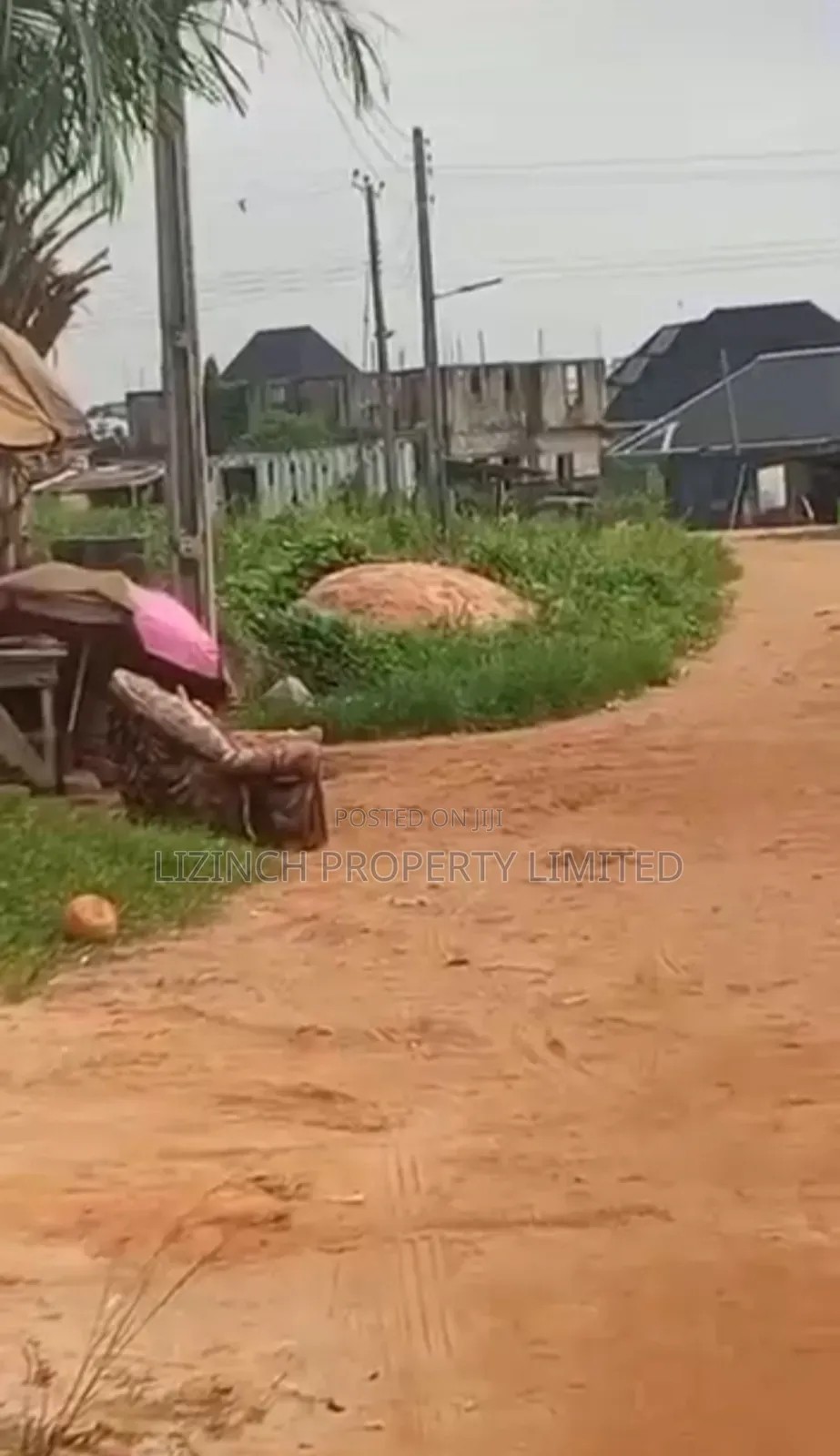 100ft by 100ft Land for Sale With 4flat at Okhoromi Airport Road in Benin City