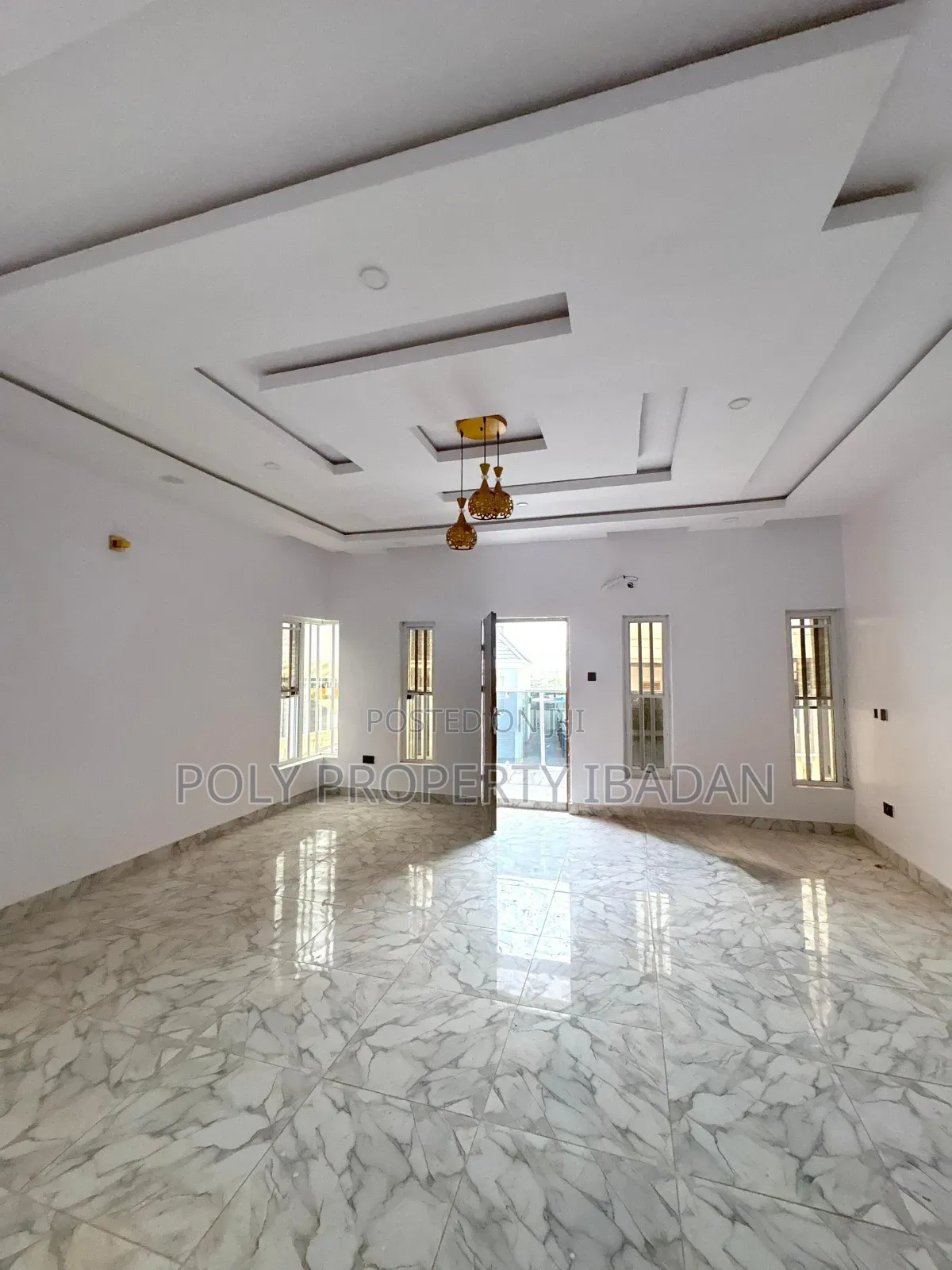 4bdrm Duplex in Calton Gate, Akobo for sale in Akobo