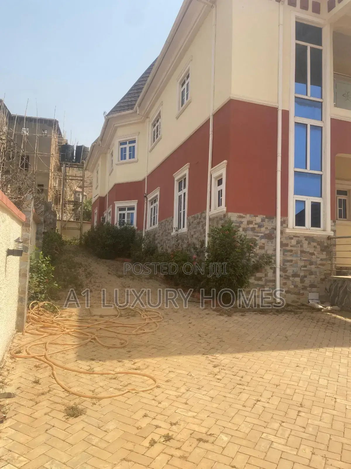 5bdrm Duplex in Apo Resettlement for rent in Apo Resettlement