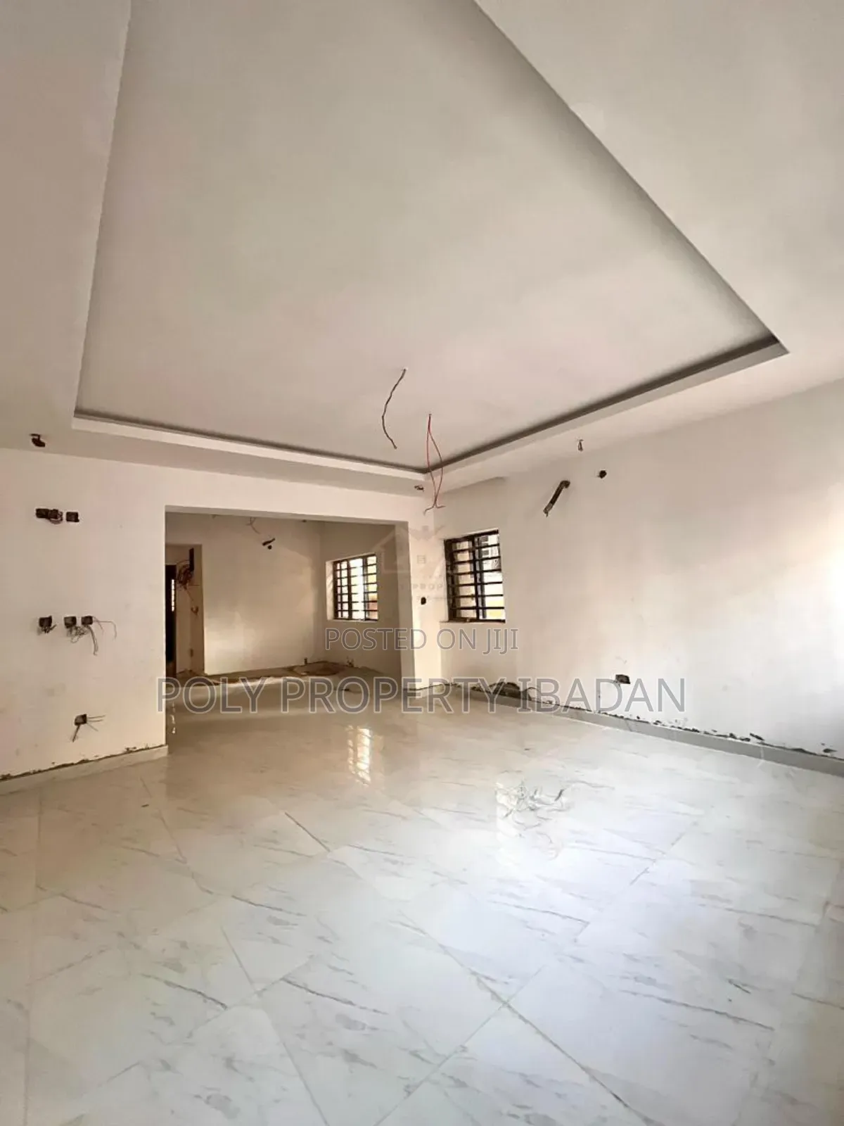 4bdrm Penthouse in Carlton Gate, Akobo for sale in Akobo