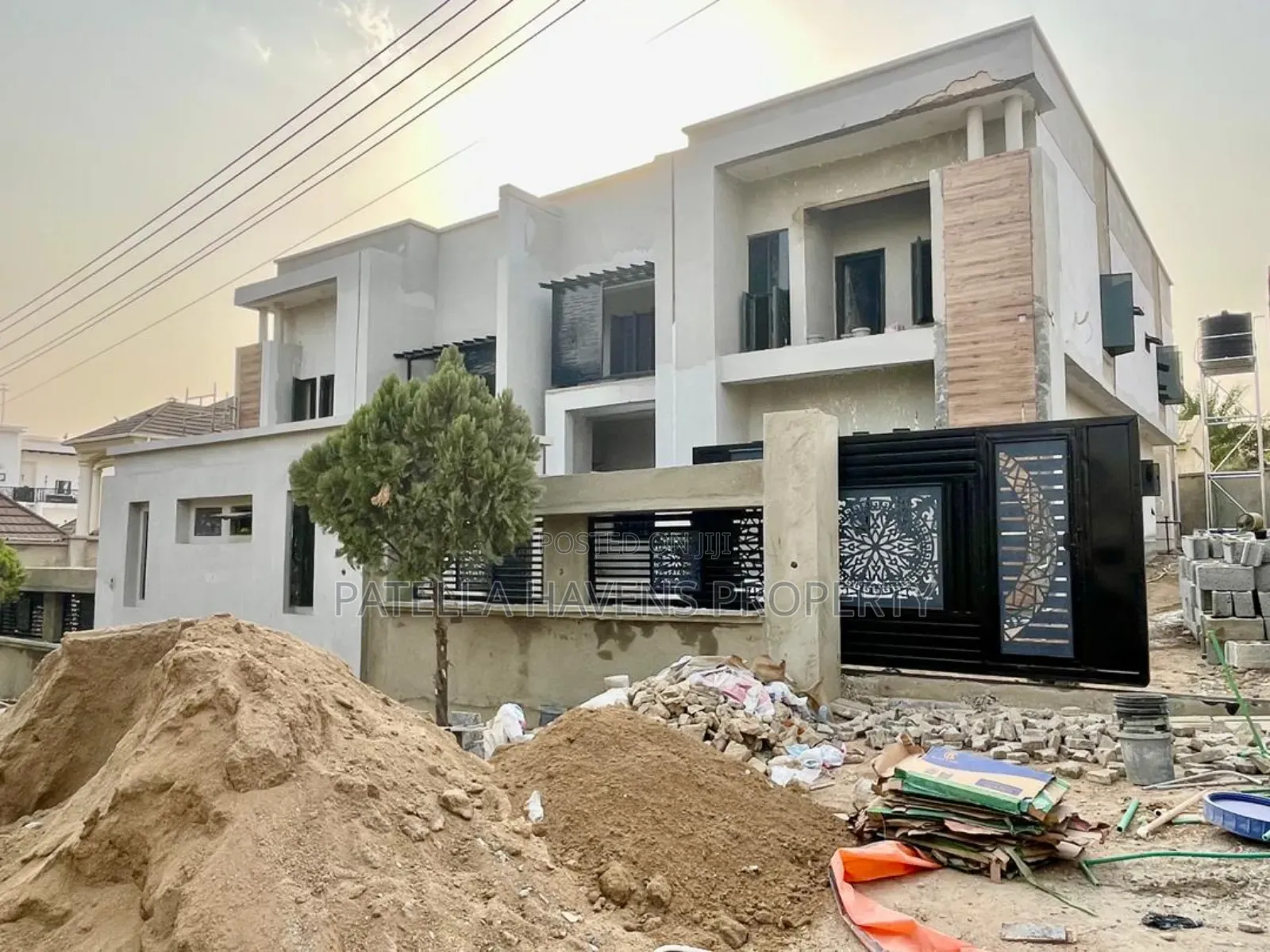 4bdrm Duplex in Gwarinpa for sale in Gwarinpa