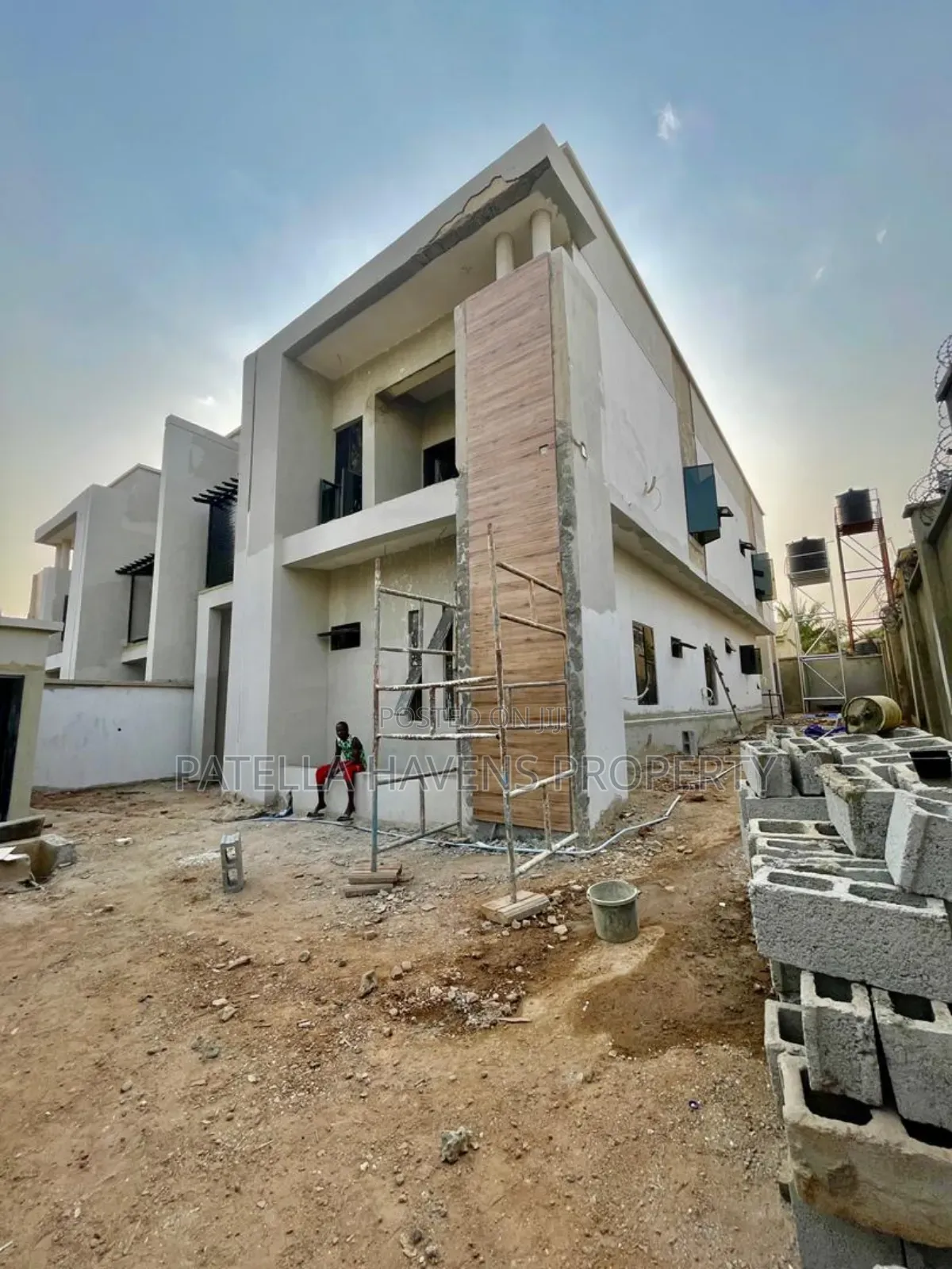 4bdrm Duplex in Gwarinpa for sale in Gwarinpa