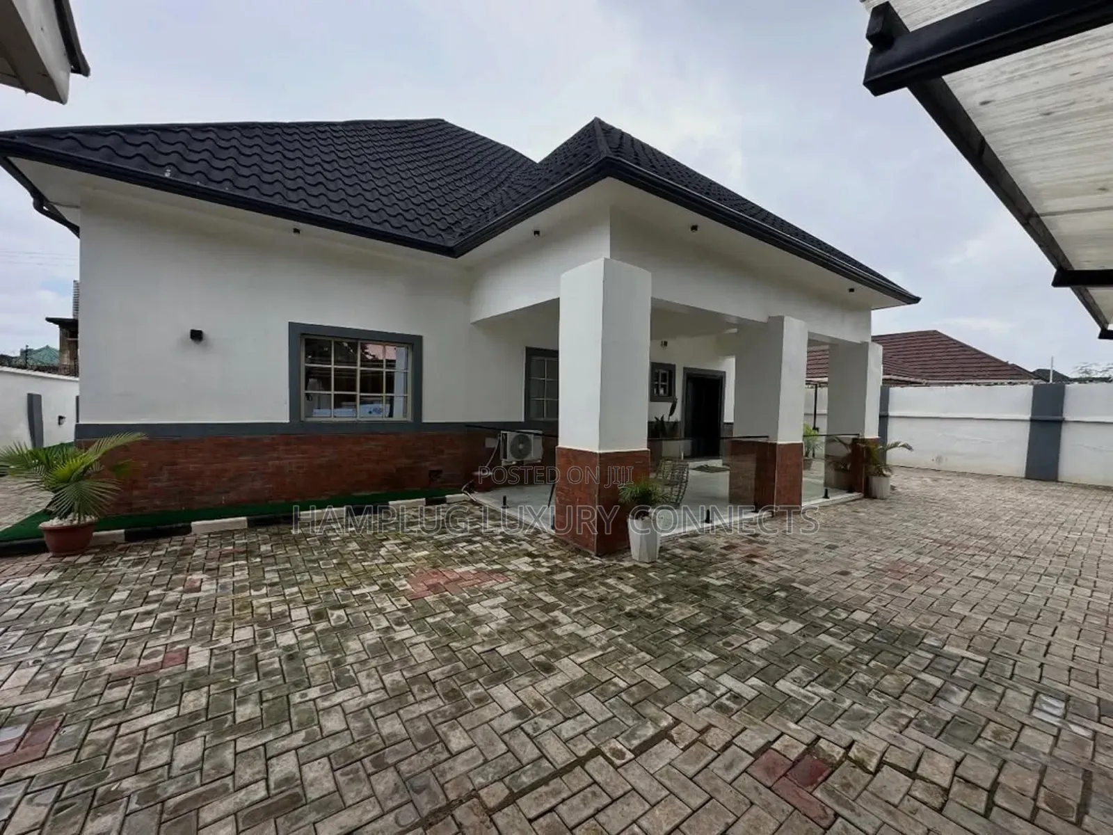 Furnished 3bdrm Bungalow in Gaduwa for sale in Gaduwa