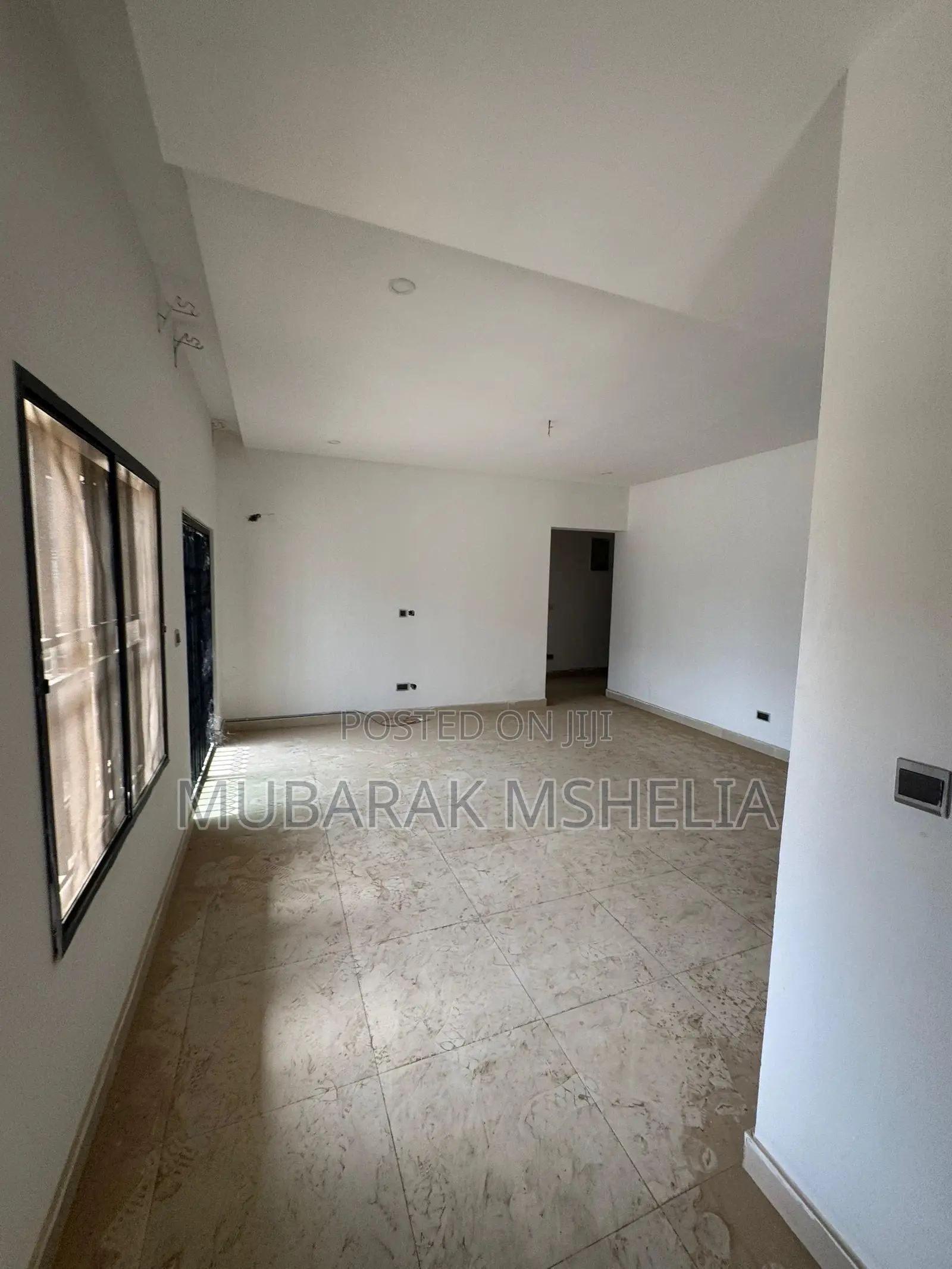 3bdrm Block of Flats in Jahi for sale in Jahi