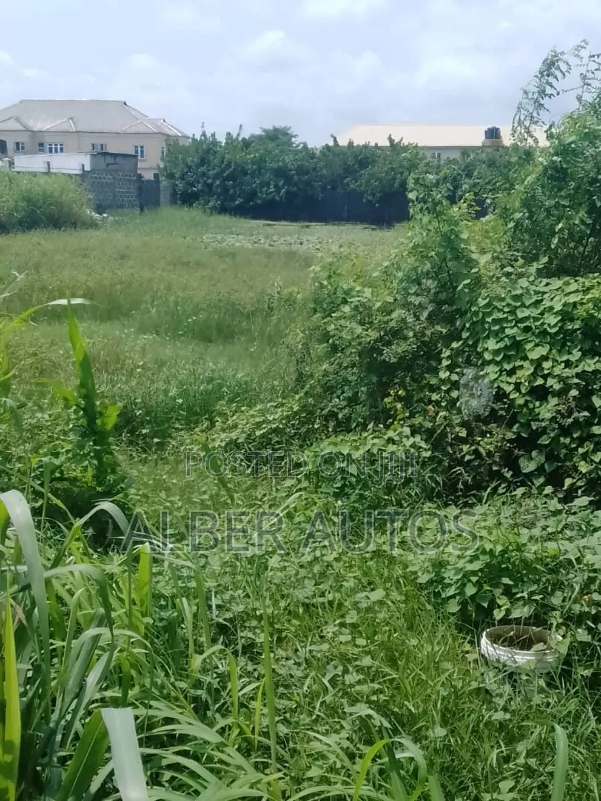 Distress Sale of 3 Plots of Land Facing Lekki-Epe Expressway in Lekki