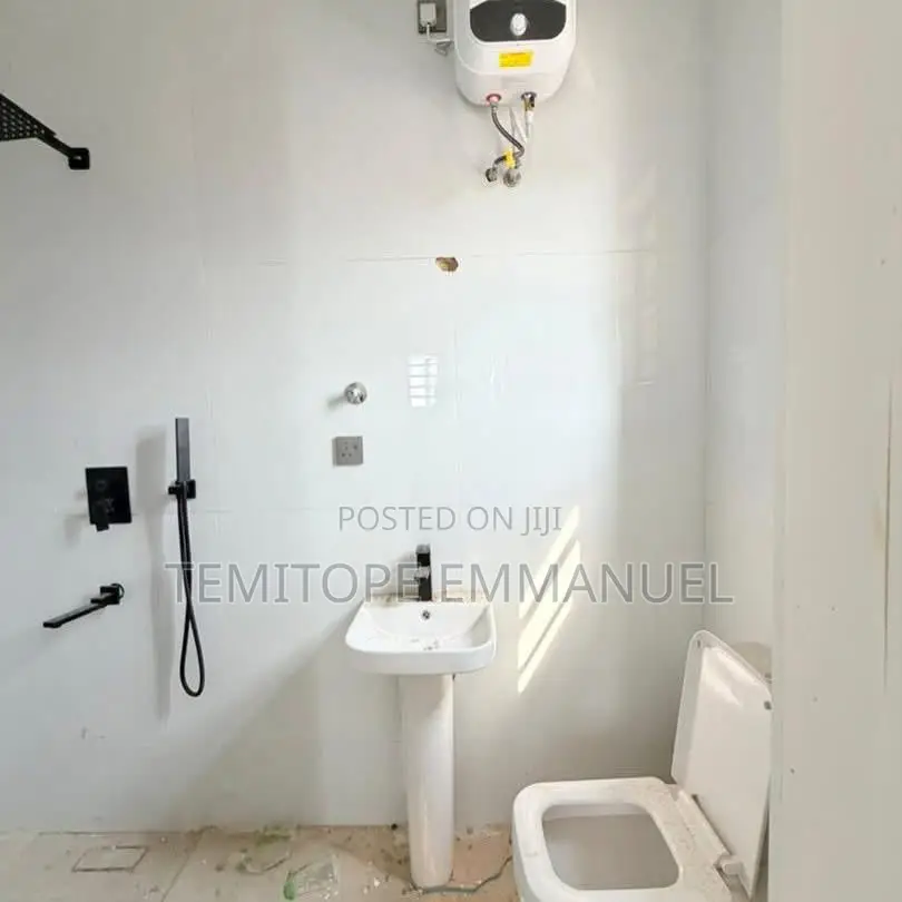 Furnished 5bdrm Duplex in Magodo Gra Phase 1 for sale in GRA Phase 1