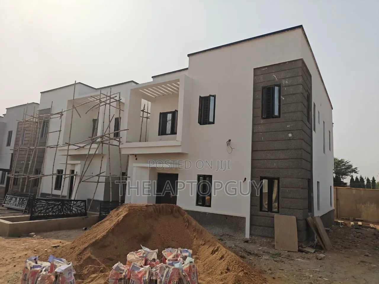 Furnished 3bdrm Townhouse/Terrace in Jahi for sale in Jahi