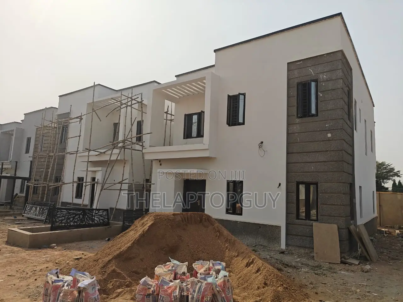 Furnished 3bdrm Townhouse/Terrace in Jahi for sale in Jahi
