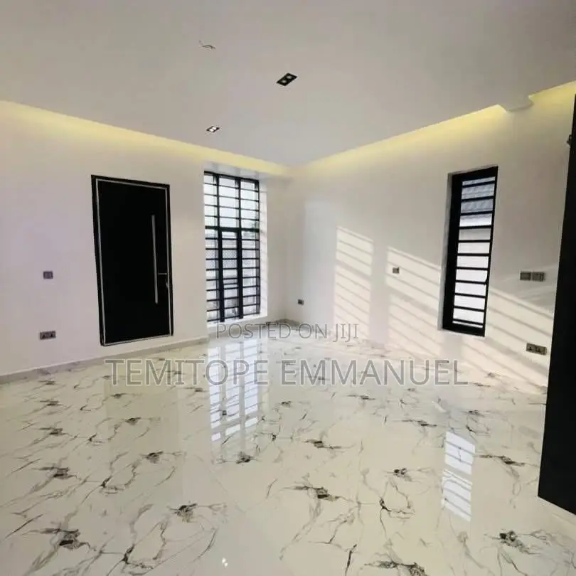 Furnished 5bdrm Duplex in Adeniyi Jones Ikeja for sale in Adeniyi Jones