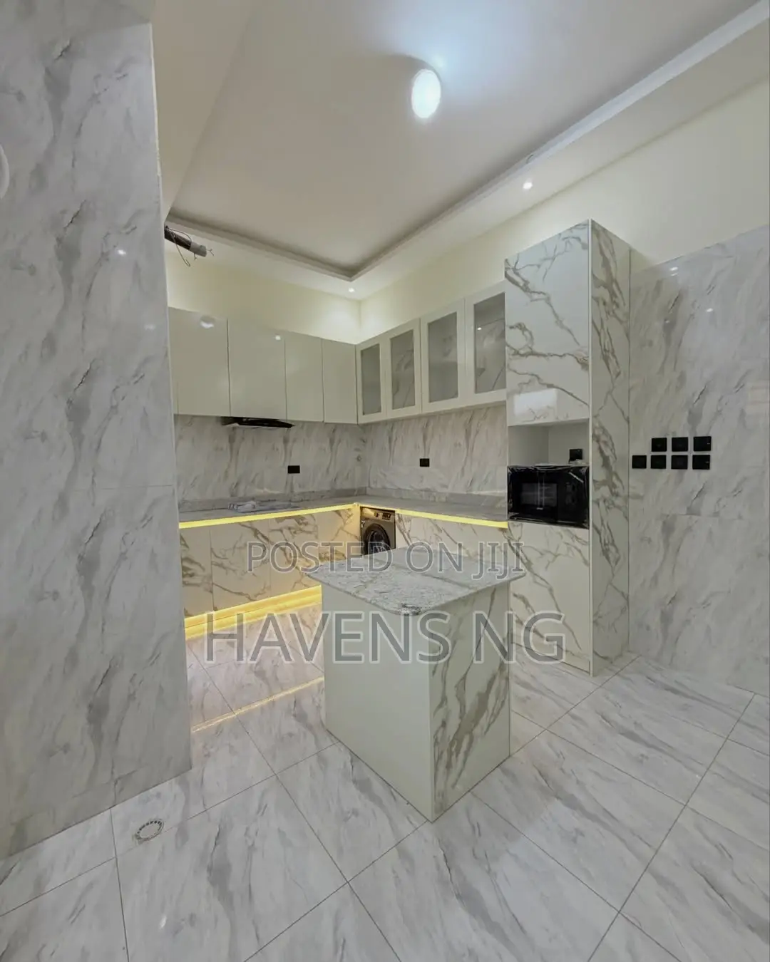 4bdrm Duplex in Agidingbi for sale in Agidingbi