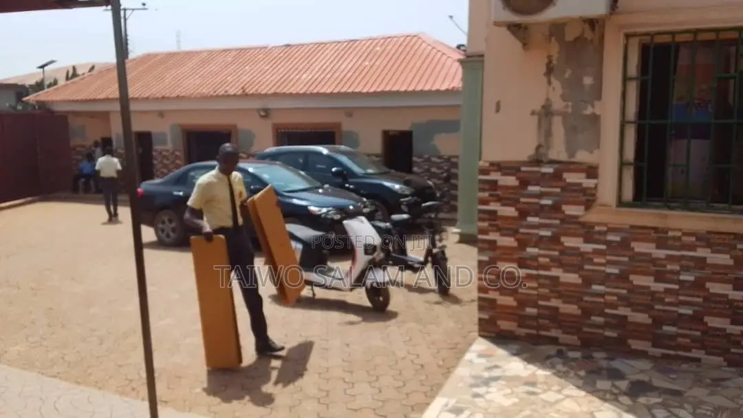 Functional School on 3 Acres of Land With Cofo in Akobo