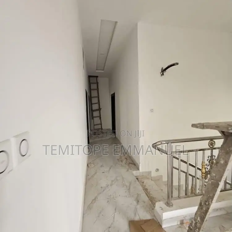 Furnished 6bdrm Duplex in Ojodu for sale in Ojodu