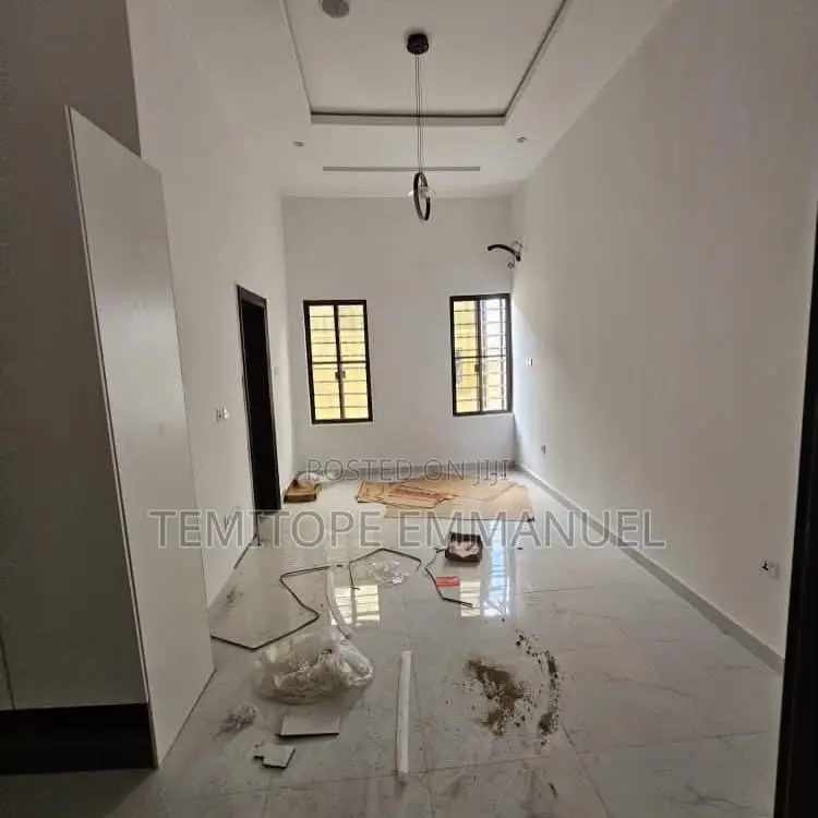 Furnished 6bdrm Duplex in Ojodu for sale in Ojodu
