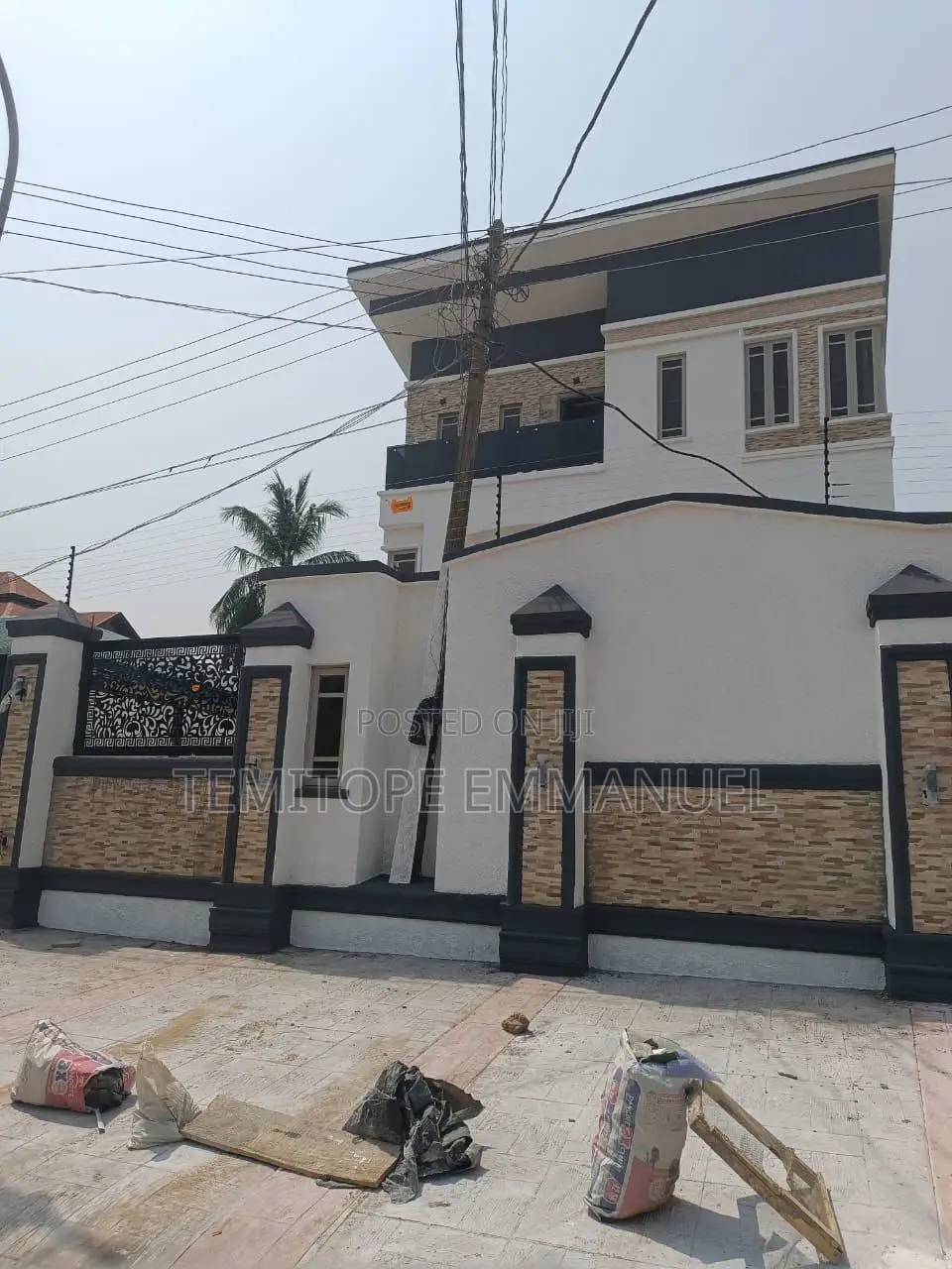 Furnished 8bdrm Maisonette in Gowon Estate Egbada, Egbeda for sale in Egbeda